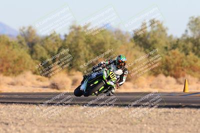 media/Dec-07-2024-CVMA (Sat) [[21c5f1ef85]]/Race 11-Amateur Supersport Open/